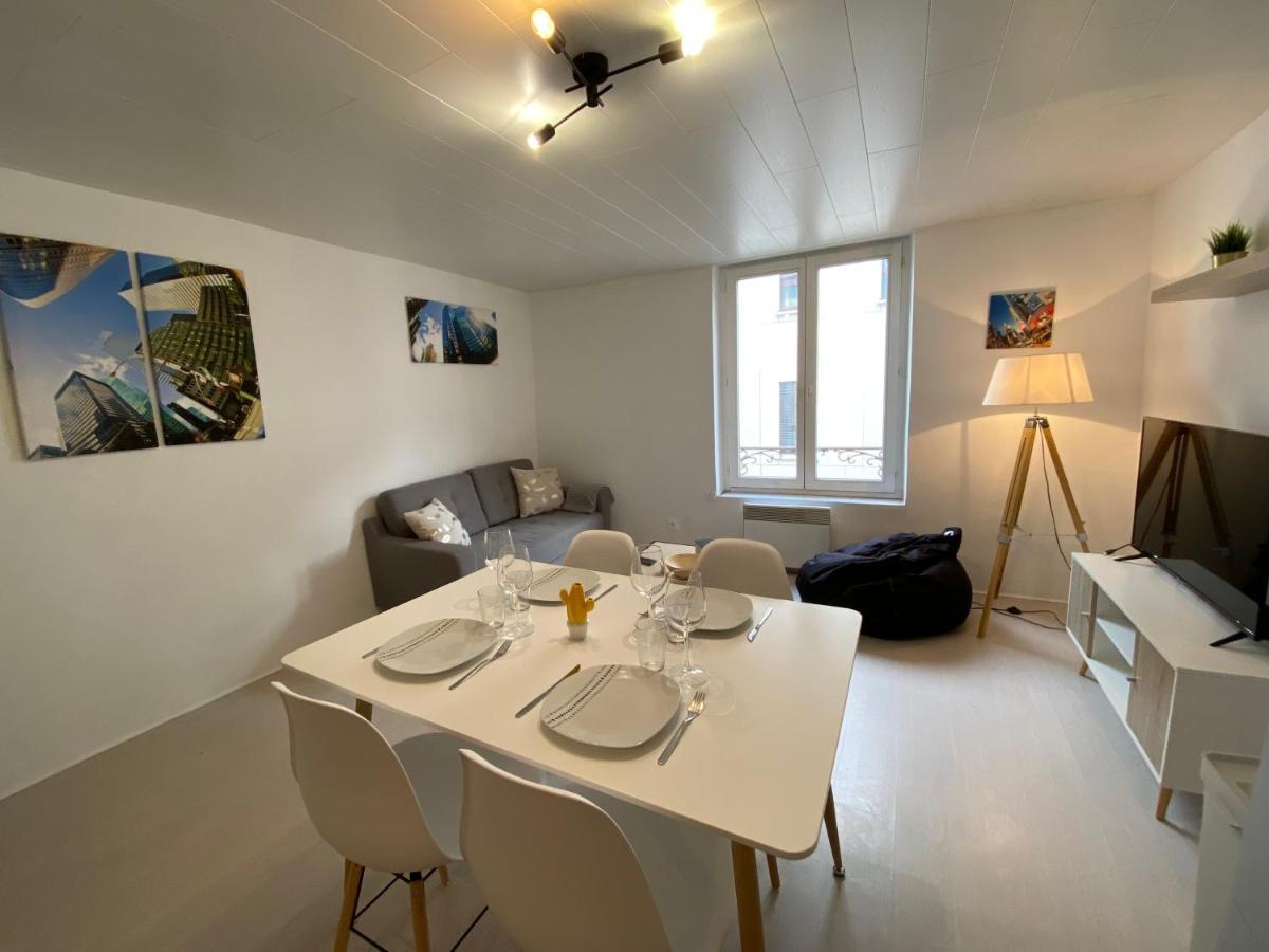 Les Cosy De Nancy - Mister Charles Sous Les Toits, Place Du Marche 4* Exterior photo